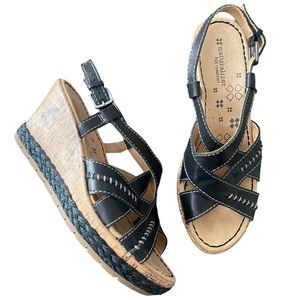 Naturalizer N5 Comfort Black Leather Strappy Cork Wedge Heel Sandal 9.5